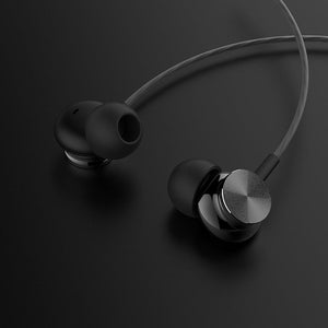 Wired Headset In-ear Metal with Mic
